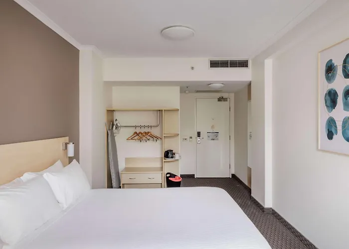 Standard Double Room Mobility Accessible